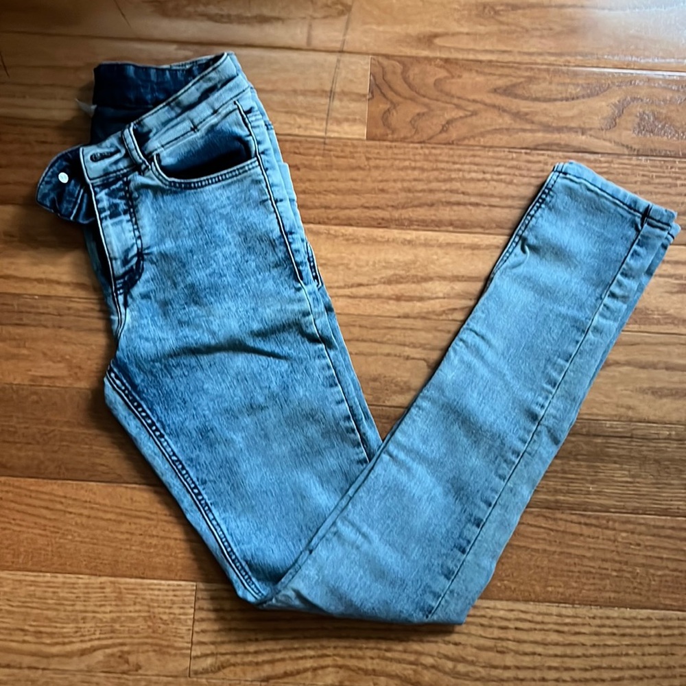 Distressed blue faded Jean jeggings